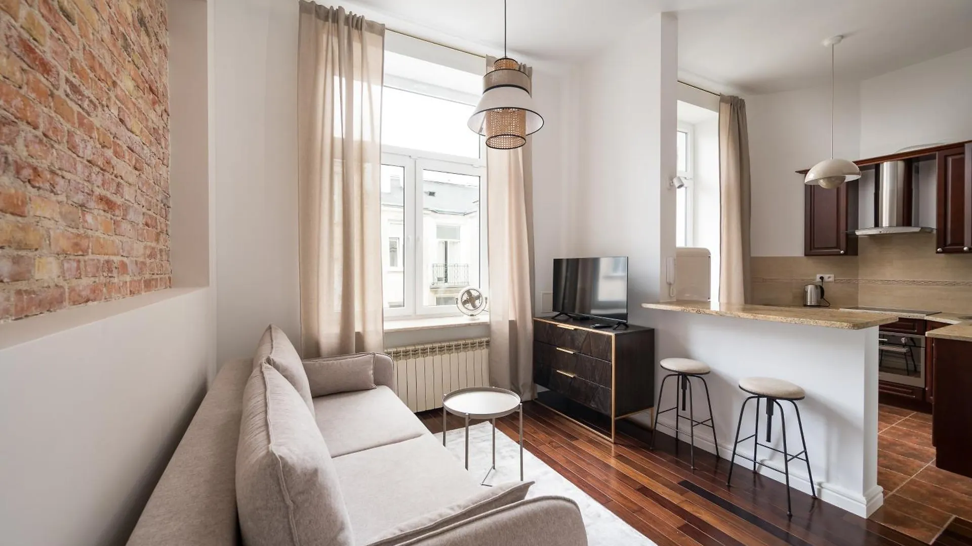 Hoza 62 Deluxe Studio Warsaw Apartment