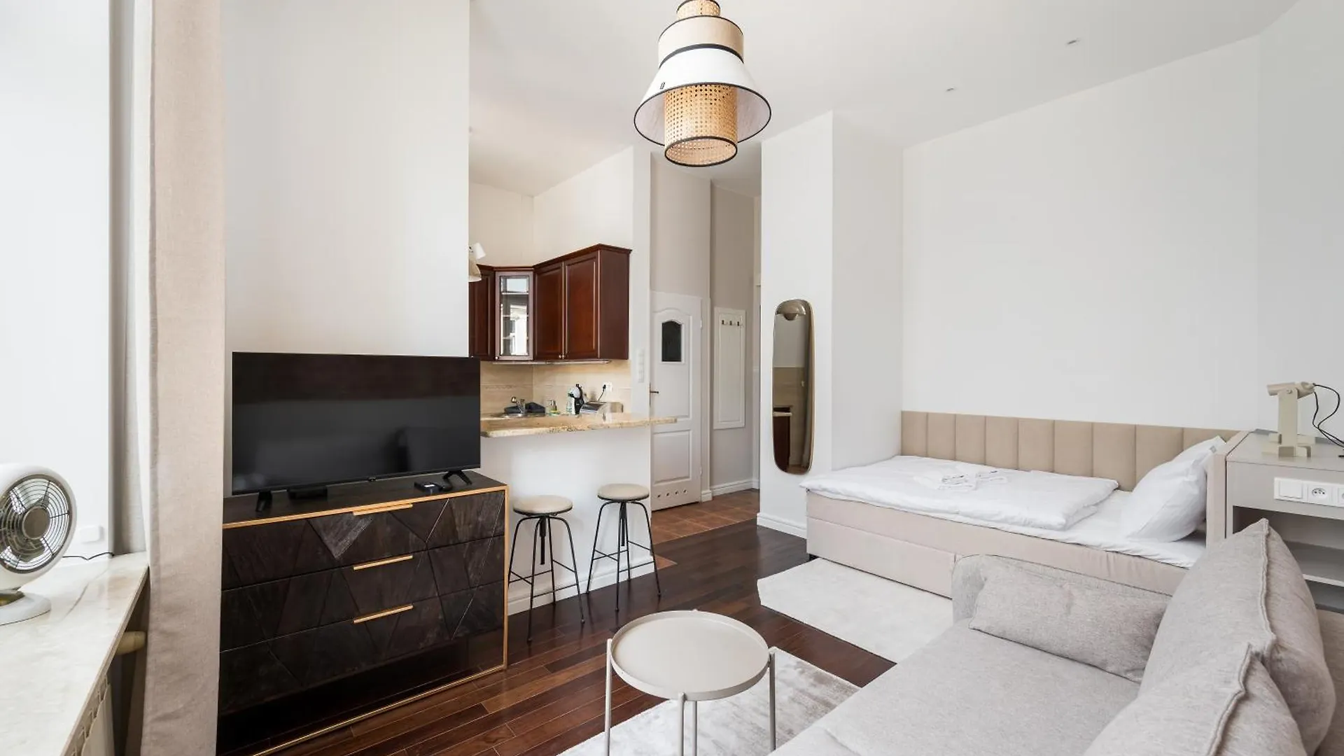Apartment Hoza 62 Deluxe Studio Warsaw